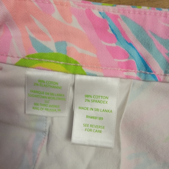Lilly Pulitzer Shorts - Picture 8 of 12